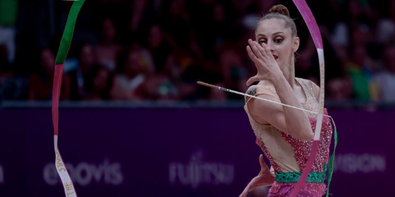 Калейн, Николова и ансамбъл - жени на Световната купа по художествена гимнастика в София