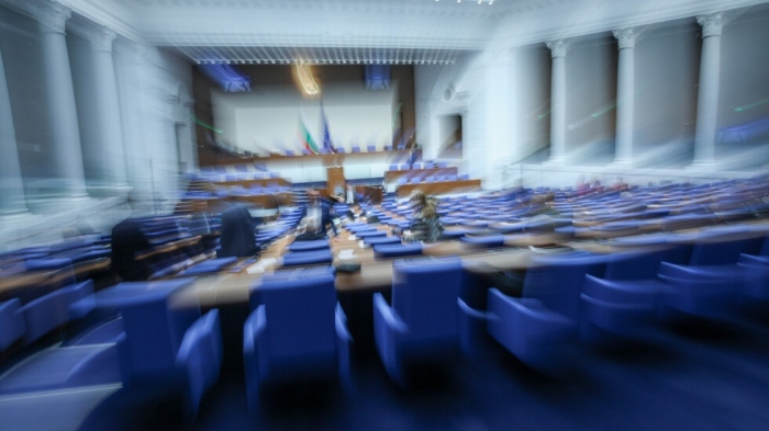 Парламентът прие отказа на Мария Габриел от поста премиер на България
