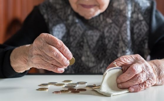 Социалната комисия благослови предложението за великденска добавка от 75 лв. на най-бедните пенсионери