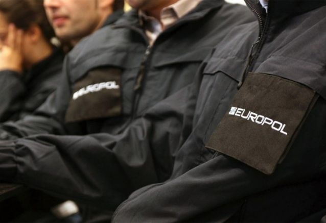 Европол: Българите са сред основните участници в мрежи за трафик на хора в ЕС