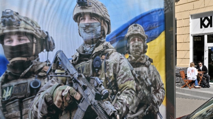 САЩ предадоха на Украйна конфискувани от Иран оръжия