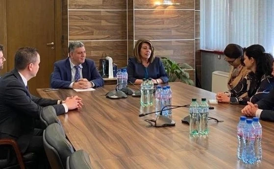 Уволниха шефа на АПИ, подписвал анекси с 50% по-висока цена