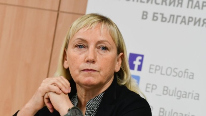 Елена Йончева загуби окончателно дело за 58 000 лв. данъци
