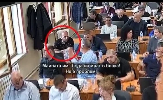 Общински съветник от Възраждане: Майната им на хората от блока! Да мрат! 
