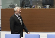 В последните часове на парламента депутат от ГЕРБ подаде оставка