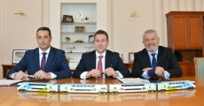 Гвоздейков: България ще има нов железопътен подвижен състав след повече от 20 години чакане