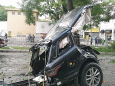 16 нарушения на пътя е имал младият шофьор от разцепения автомобил в Пловдив