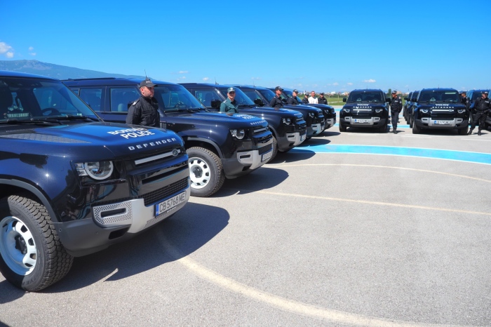 Главна дирекция Гранична полиция получи още 110 високопроходими автомобила