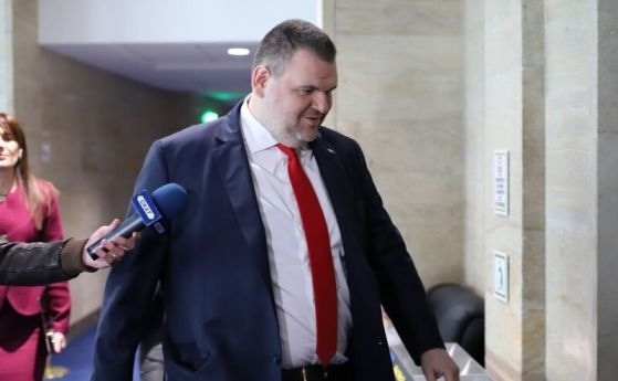 Пеевски: Наборната служба няма да се върне