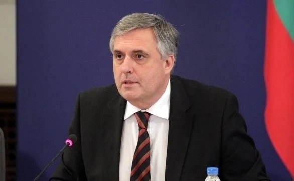 Калфин: Отстъпването на територии от страна на Украйна е трудно да се искат от Киев