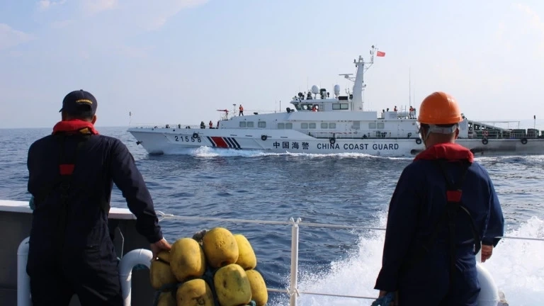 Филипините още вярват в дипломацията с Пекин в Южнокитайско море