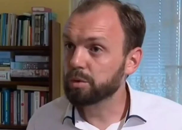 Мустафа Емин: Сблъсъкът между Доган и Пеевски е реален