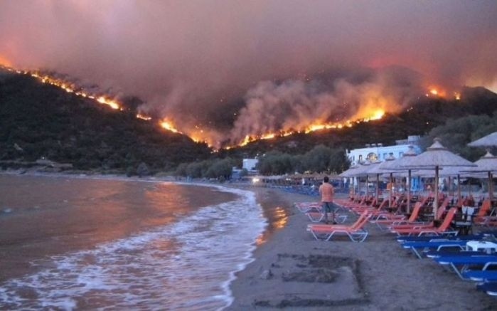 Състояние на тревога в цяла Гърция заради пожарите