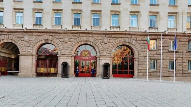 От консултациите на Радев с партиите ще зависи датата на изборите