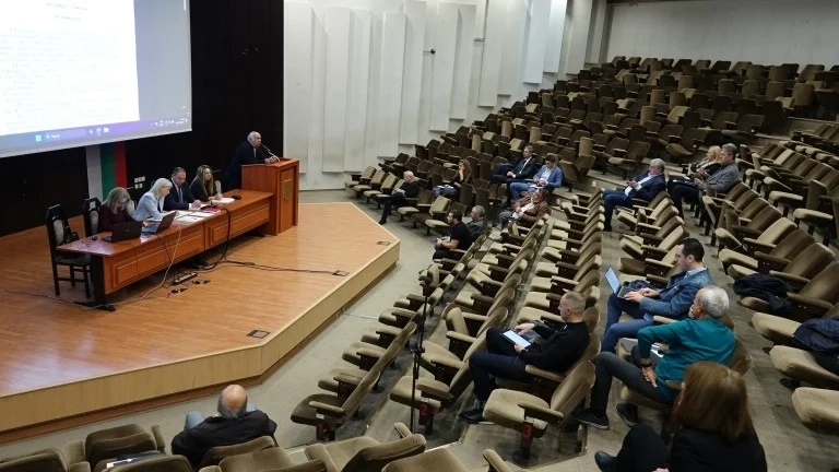 Деретата и каналите във варненския кв. \