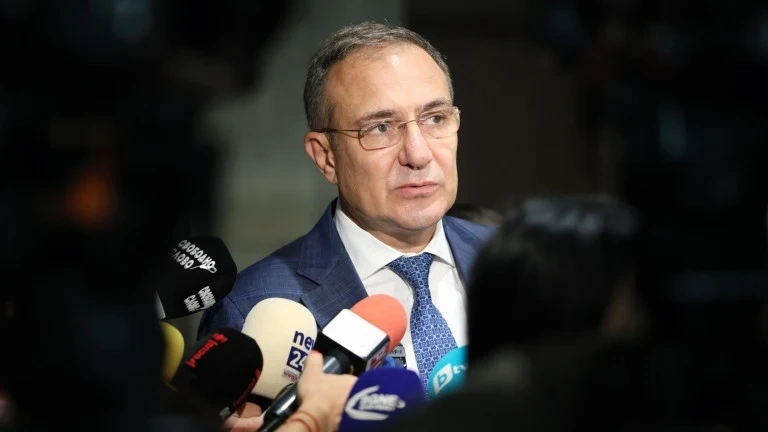 Обединената левица се диви защо няма да се облагат свръхпечалбите на банките