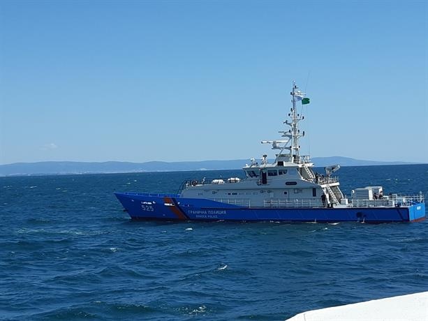 Те са задържани за незаконно преминаване на границатаНа 2 март