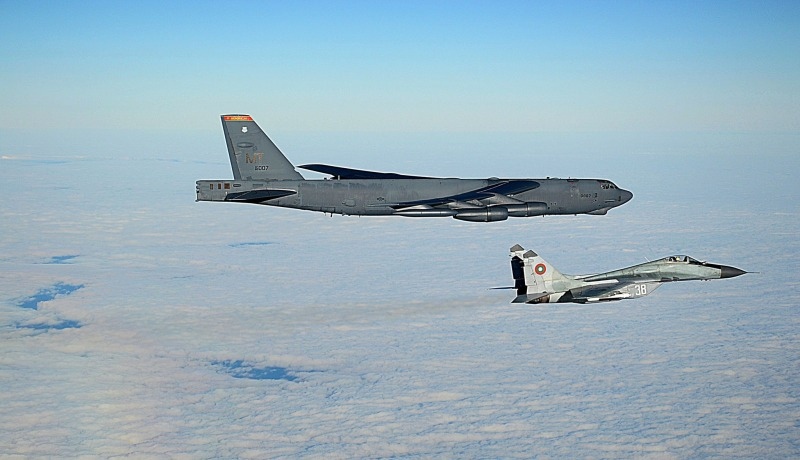 Военновъздушните сили на Република България изпълниха задачи по ескортиране на