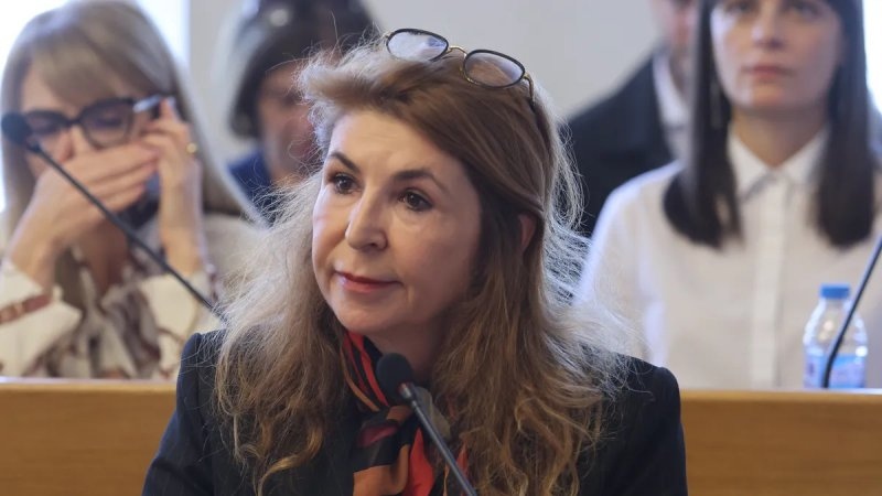 След като нагласеният конкурс за шеф на ОП Туризъм отиде