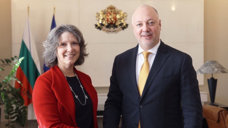 Премиерът Росен Желязков и временно управляващата посолството на САЩ в