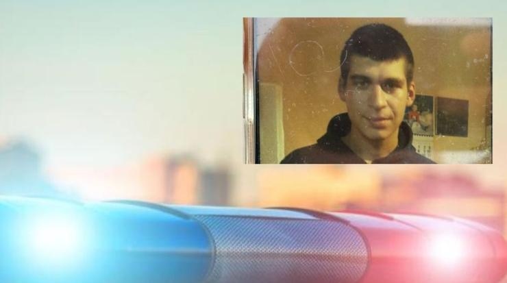 В качеството на обвиняеми за жестокото убийство на младеж в