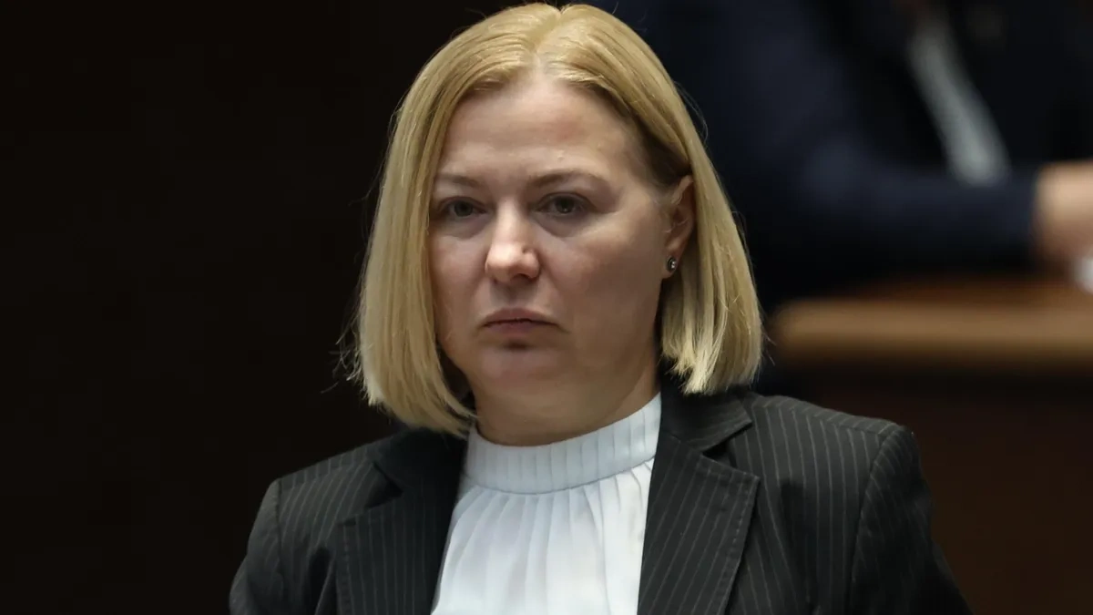 В правовата държава няма друг изход освен всеки един от