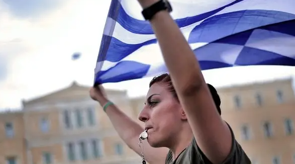 Обща журналистическа стачка започна в Гърция Всички медии прекратиха новинарските