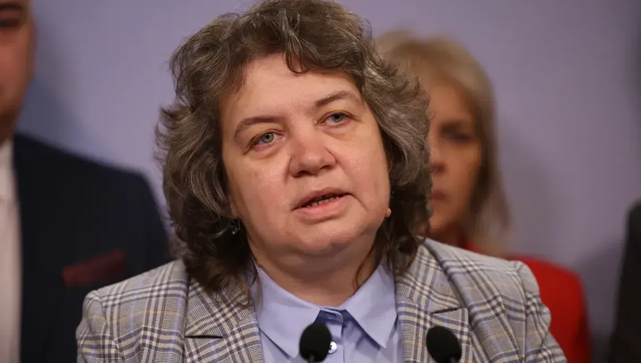 Председателят на парламента е призван да води неговата работа без