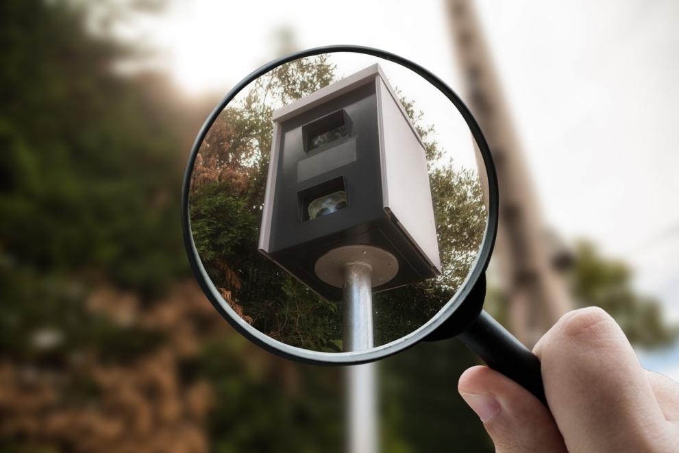 Нова постоянна камера за скорост е монтирана в София Тя