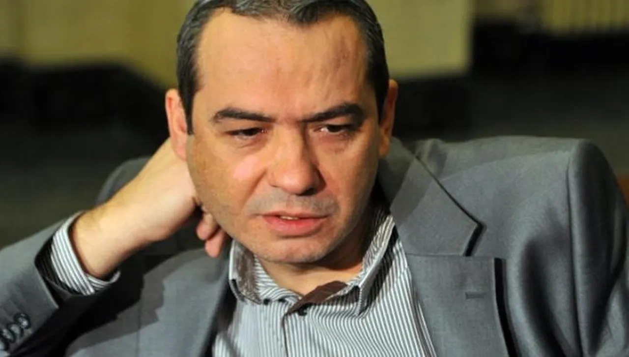  Издирваният бивш следовател твърди във видеото че е плащал по