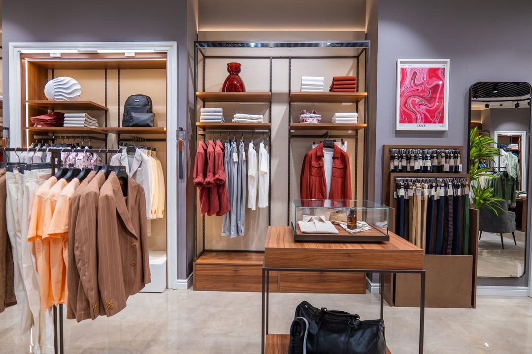 Популярният италиански бранд за мъжка мода от Рим Dan