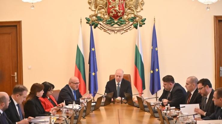 От днес в парламента започва разглеждането на законите за държавния