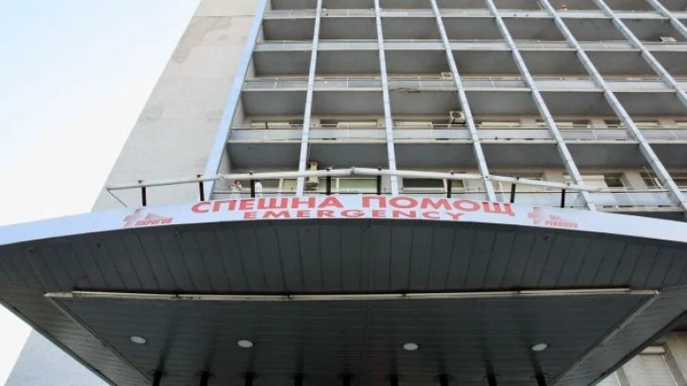 Пожарът в Кочани: Тежко е състоянието на четиримата останали пациенти в \