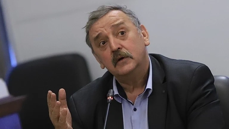 Как да се пазим от кърлежи? Съветите на проф. Тодор Кантарджиев