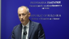 МОН обмисля връщането на 8 клас към основното образование