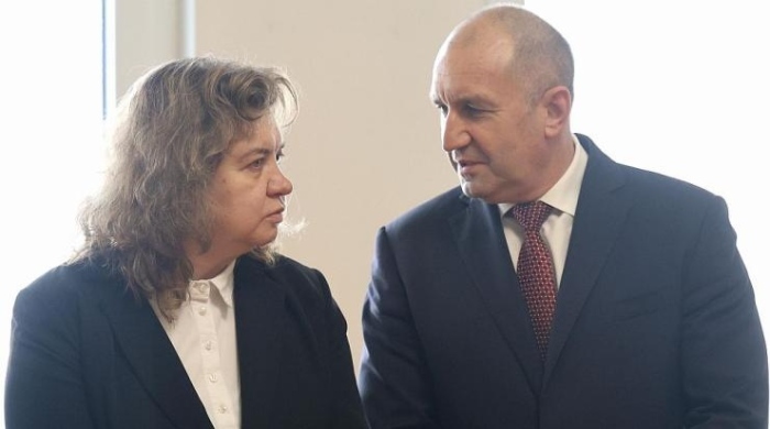 Киселова връща на президента искането за референдум - парламентът няма да гласува