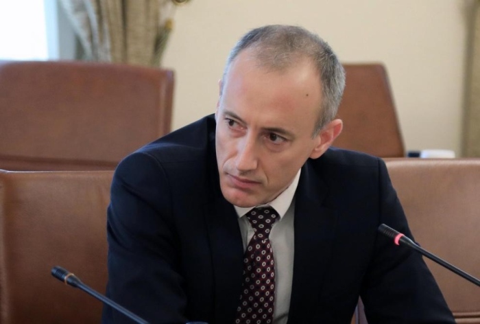 Министър Вълчев: Кметовете злоупотребяват с обявяването на неучебни дни, готвим промени