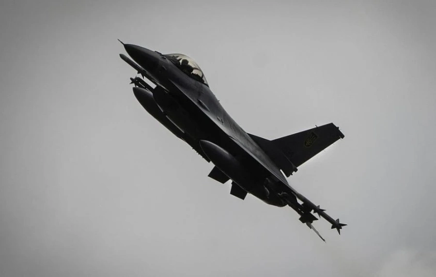Украйна съобщи, че е изгубила самолет F-16 при инцидент