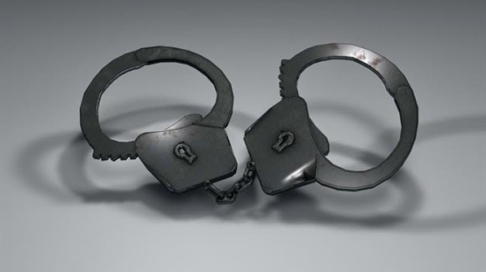 Задържаха мъж в София с неадекватно поведение след катастрофа на булевард в София
