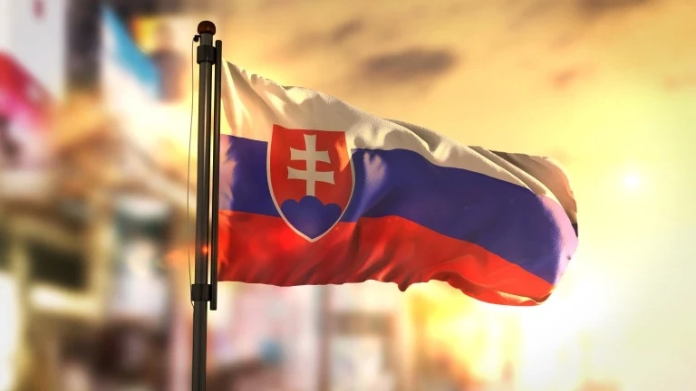 Словашкият парламент иска кабинетът да не подкрепя санкции срещу Русия