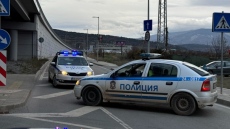 Бандити отмъкнаха 20 хил. лева от кола в София, след като напръскаха шофьора с лют спрей
