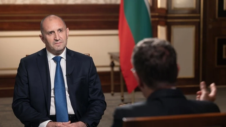 Радев пред CNN: Времето за референдум за въвеждане на еврото не е отминало