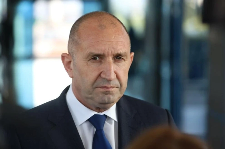 Радев: Да твърдиш, че еврото няма да вдигне цените е не просто невменяемост, а подигравка