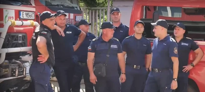 България ще окаже помощ на Гърция в битката с пожарите