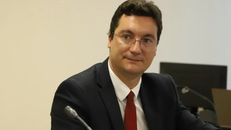 Крум Зарков за ВСС: В навечерието сме на още един абсурд