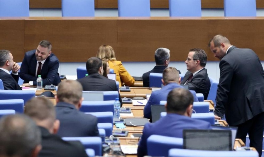 Парламентът прие окончателно промени в Закона за държавната собственост