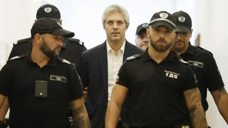 Апелативните съдии, гледащи мярката на Благомир Коцев, си направиха отвод