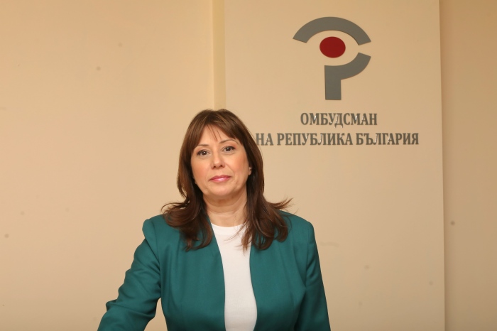 Омбудсманът в писмо до Терзиев и МРРБ поиска кратки срокове и облекчена процедура за ремонта на жилищата на евакуираните в кв. Хаджи Димитър