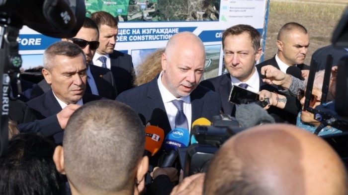Росен Желязков: Оставката на който и да е министър не е на дневен ред
