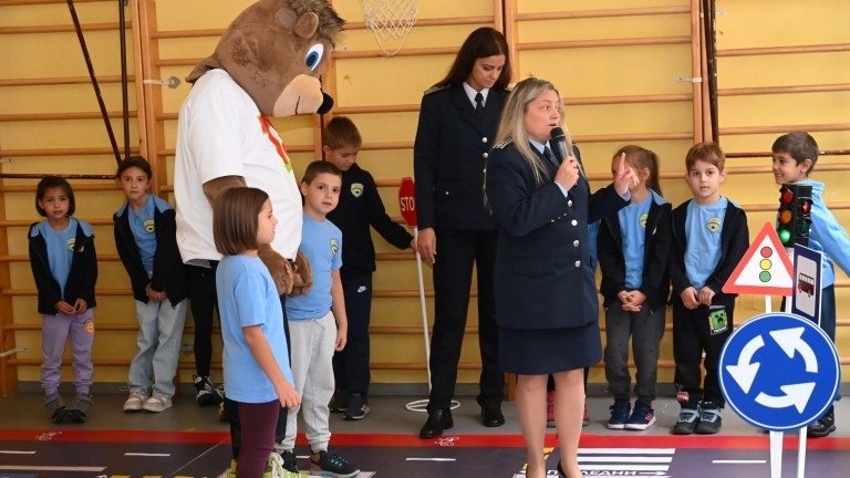 Над 10 хил. деца преминаха само за месец през образователната кампания \